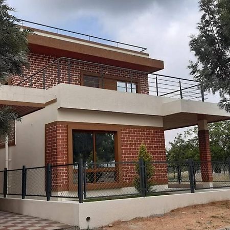 Sandstone Villa Mysore Luaran gambar